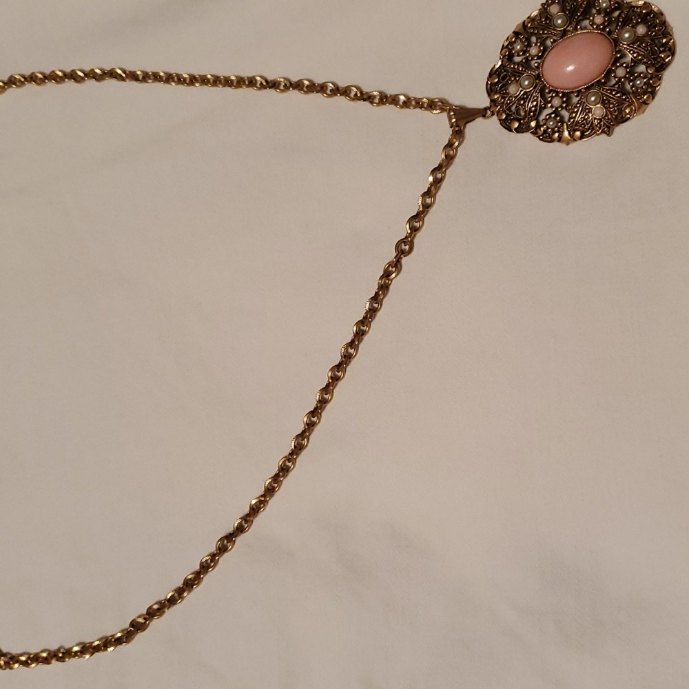 Vintage Avon Pink Medallion Necklace
